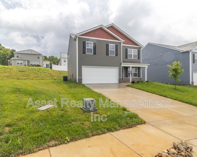 Photo - 2076 Southwood Cir