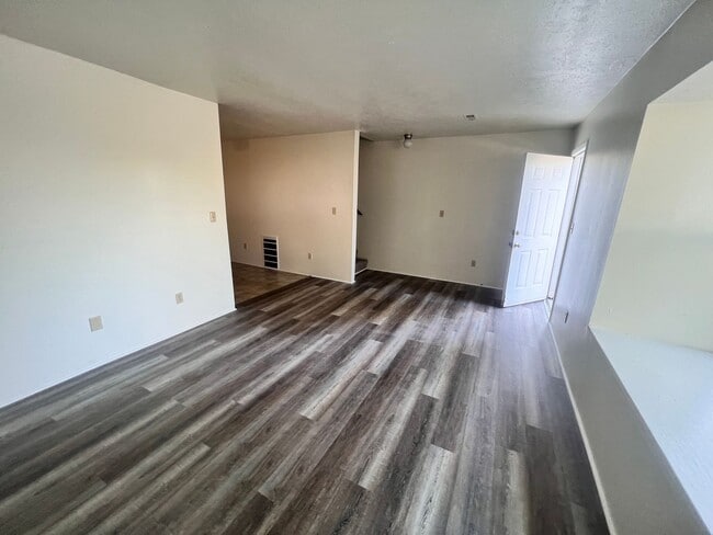 Photo - Blacksburg, 4 BR / 2.5 BA Townhouse, Available August