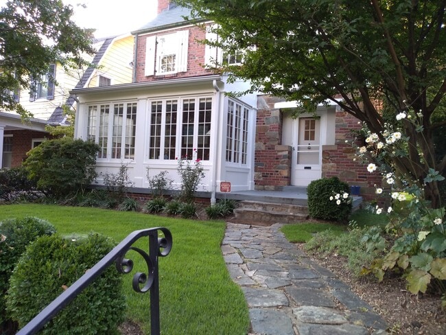 Building Photo - 5334 Nebraska Ave NW