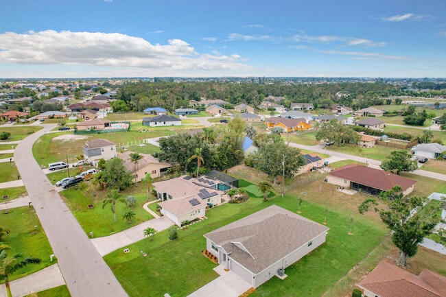 Photo - 736 SW 5th St