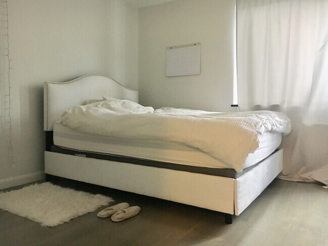 Photo - 205 Kent St Unit 44