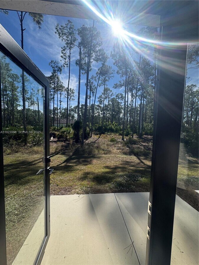 Photo - 1112 East 12th Street Unit A