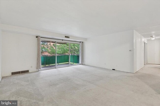 Photo - 118 Drummers Ln Unit 118