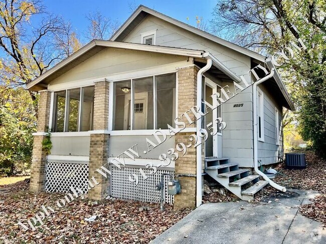 Building Photo - ADORABLE and CLEAN 2 Bed 1 Bath Home in KC...