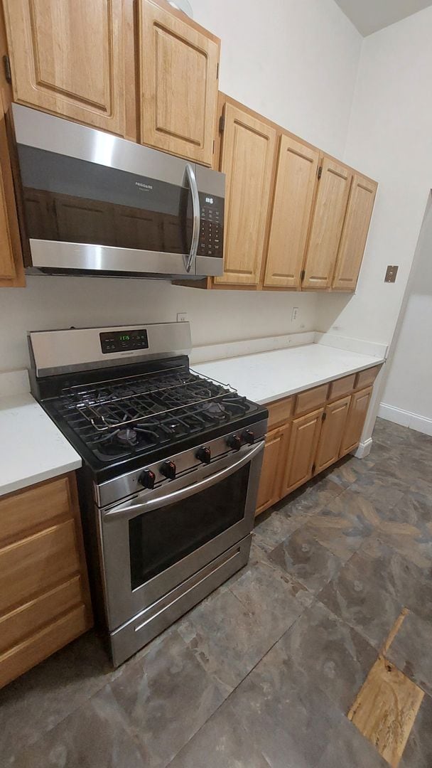 Photo - 76 W Cottage St Unit 1