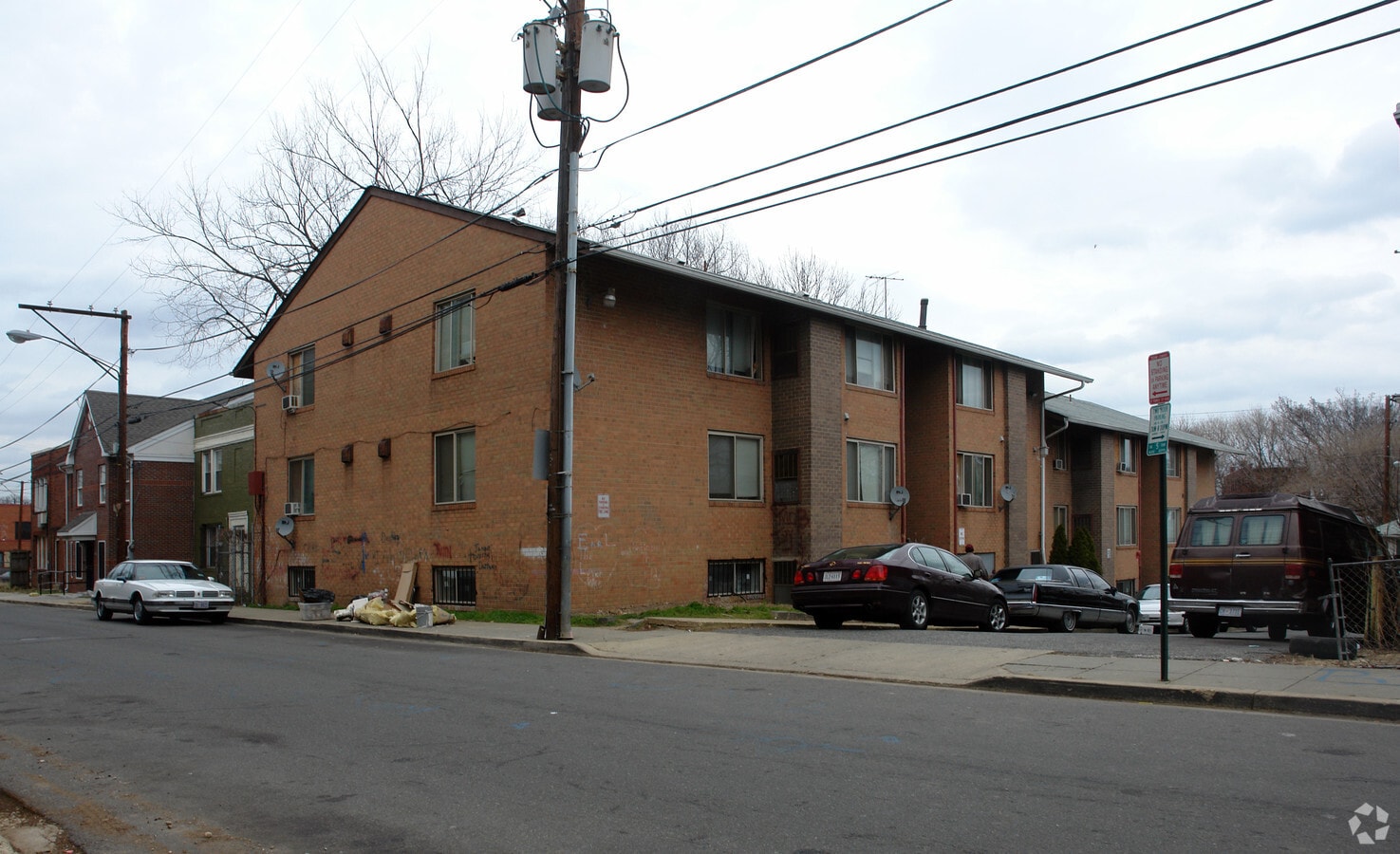 Westwood Apartments - Westwood Apartments