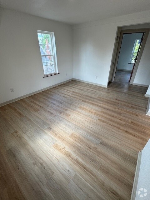 Building Photo - 36 Cedar St Unit 38 Upper Rental