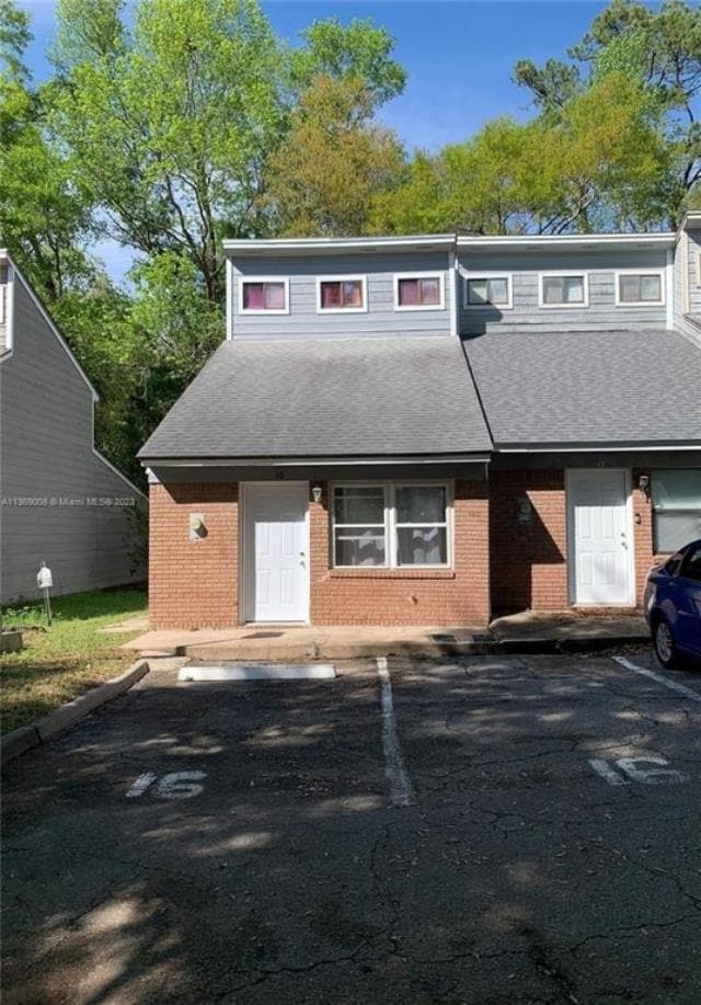 Building Photo - 2100 Continental Ave