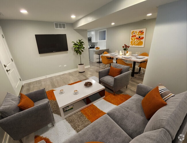 Building Photo - 2119 W Potomac Ave Unit G Rental