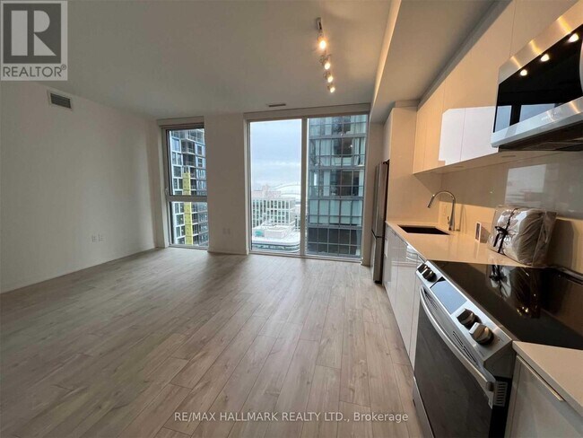 Photo - 357 King St W Unit 1908