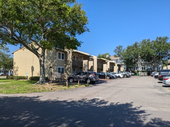 Building Photo - 527 S Lincoln Ave Unit 527 S.Lincoln Ave Rental