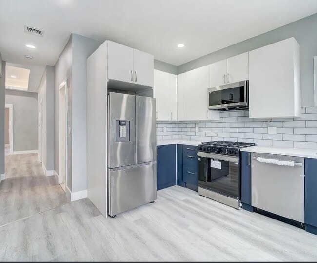 Photo - 20 W 49th St Unit 2