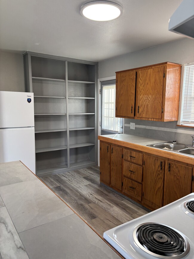 Photo - 1016 N Walnut St Unit 1018