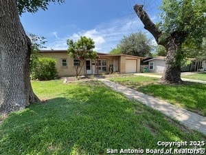 Building Photo - 318 Sprucewood Ln Rental