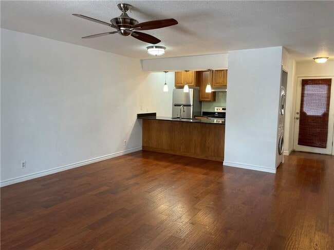 Photo - 6501 E Hill Dr Unidad 203