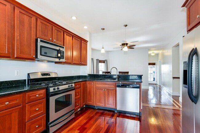 Photo - 77 Adams St Unit 1