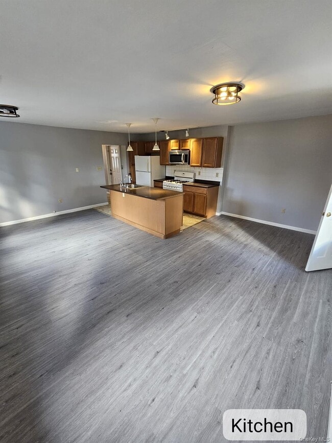 Photo - 312 Tower Ave Unit 4