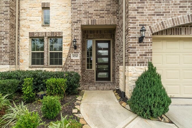 Photo - 8710 Burdekin Rd