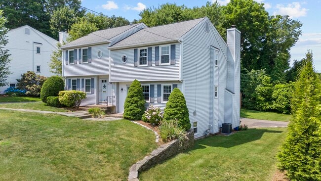 Photo - 26 Linden St