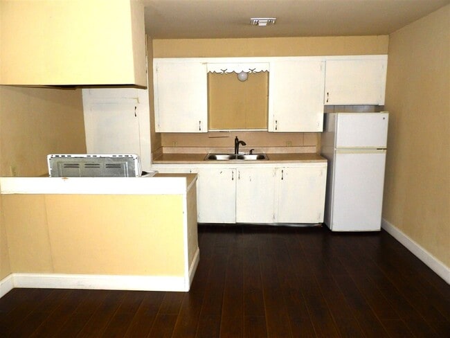 Photo - 9 NW 13th St