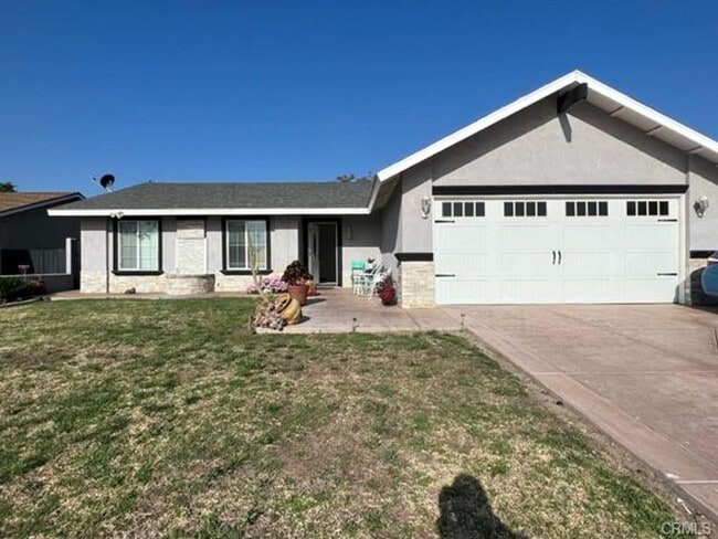 Building Photo - RV T 7640 Unit 7640 Date Ave  A