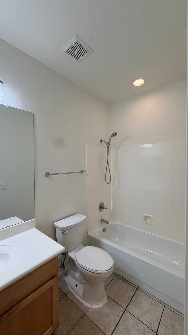 Photo - 2614 E Fremont Rd