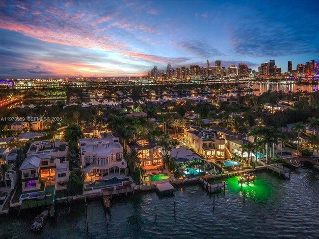 Photo - 279 N Hibiscus Dr