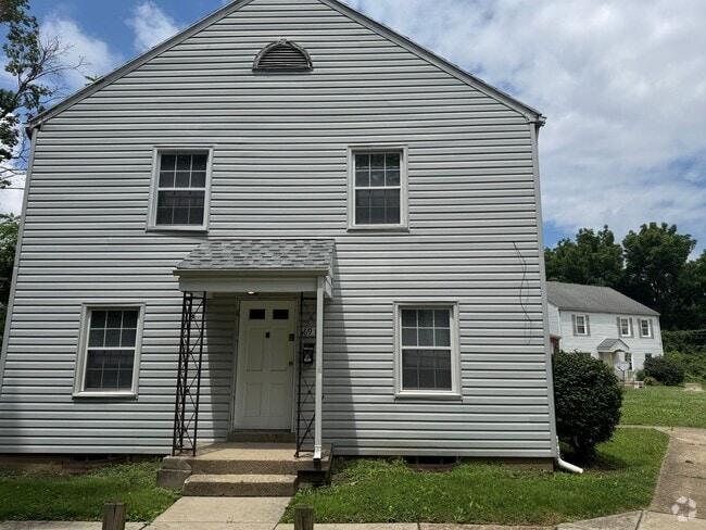 Building Photo - 369 N Roosevelt Ave Unit 369 N Roosevelt - 8 Rental