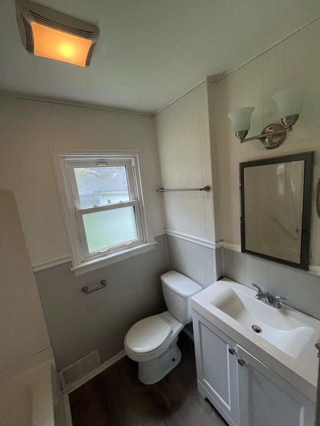 54 Northampton St