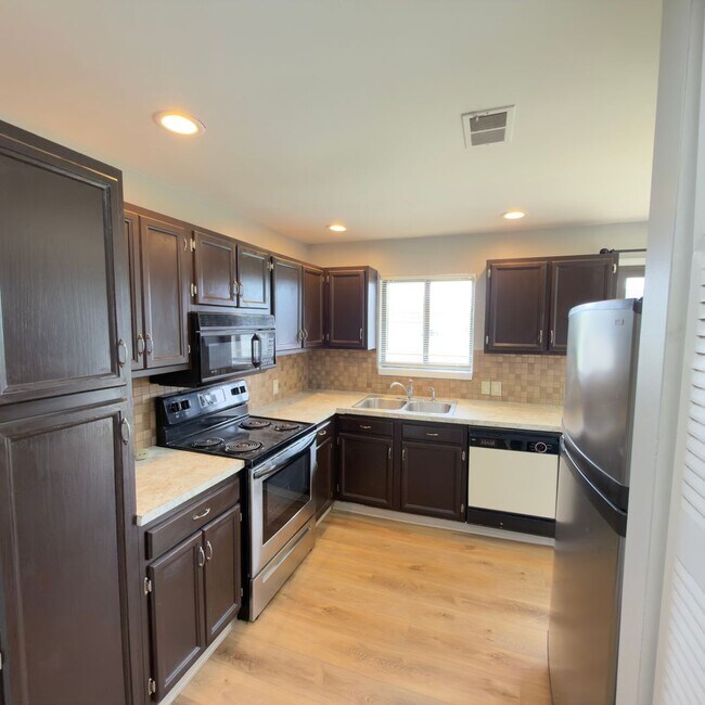 Photo - 2 Bedroom Upper Duplex in Breton Village!