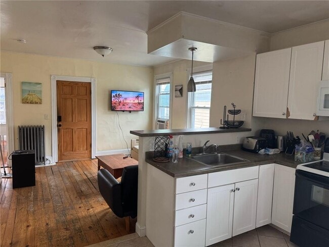 9 Ann St Unit 2