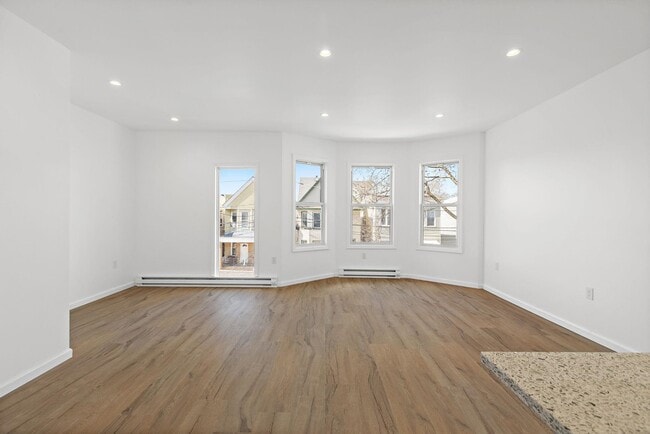 Photo - 20 Delaware Ave Unit 2