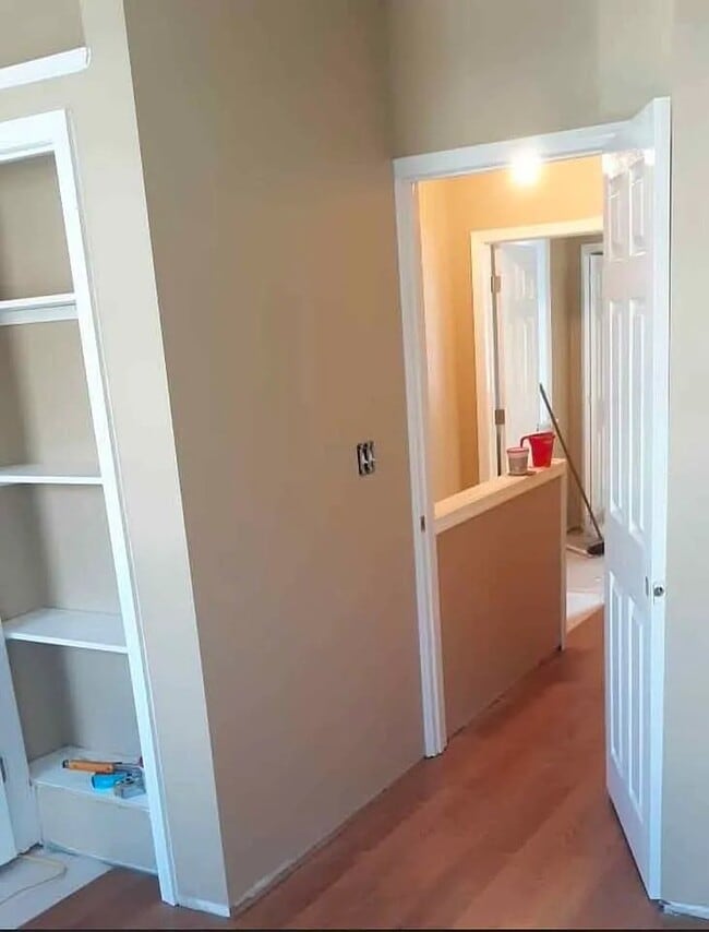 Photo - 5542 Morton St