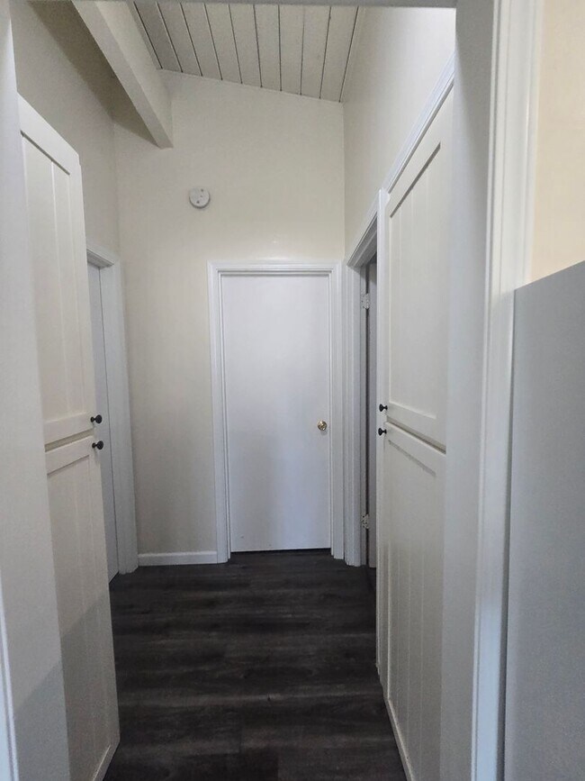 Photo - 2 bed / 1 bath Duplex