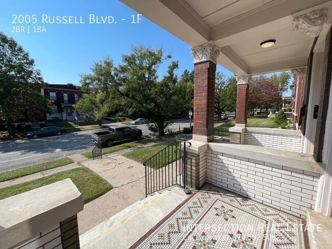 Photo - 2005 Russell Blvd Unit 1F