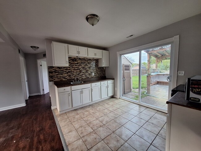 Photo - Ready to be your next home!  Three bedroom ranch is beautiful Roseville