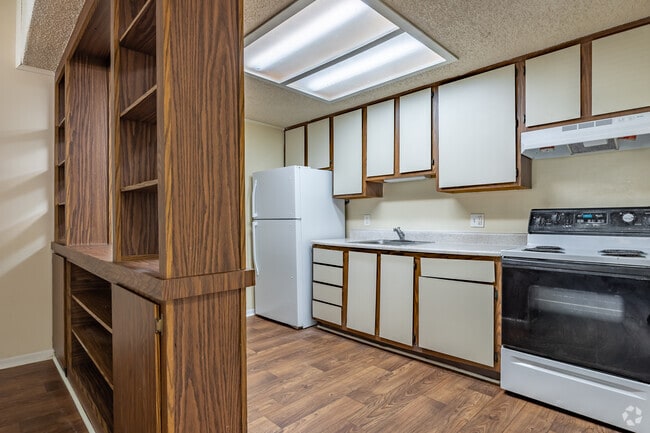 Interior Photo - Shadow Trace Apartments