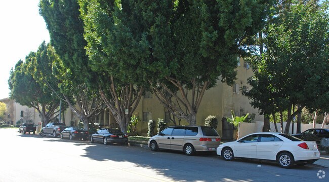 Euclid Place Apartments