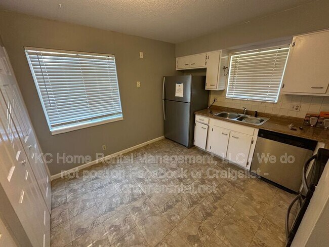 Photo - 9338 Bluejacket St