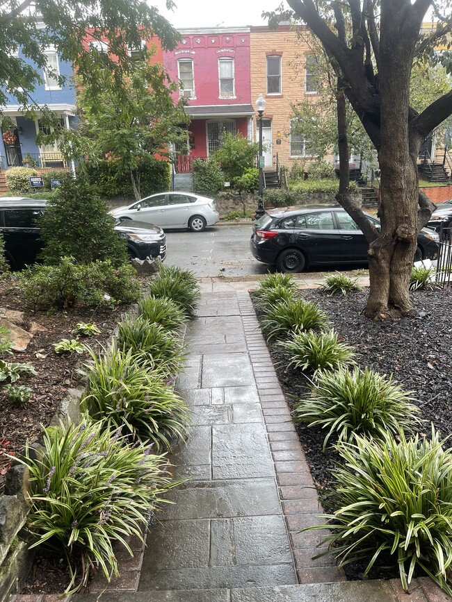 Photo - 1423 K St SE