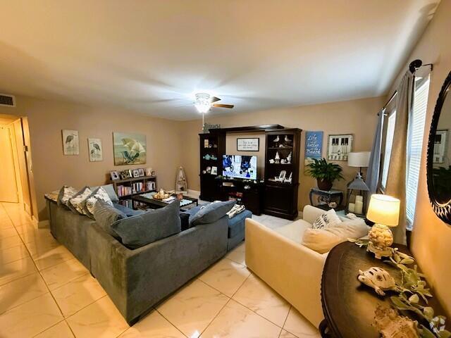 Building Photo - 508 Saxony Dr Rental