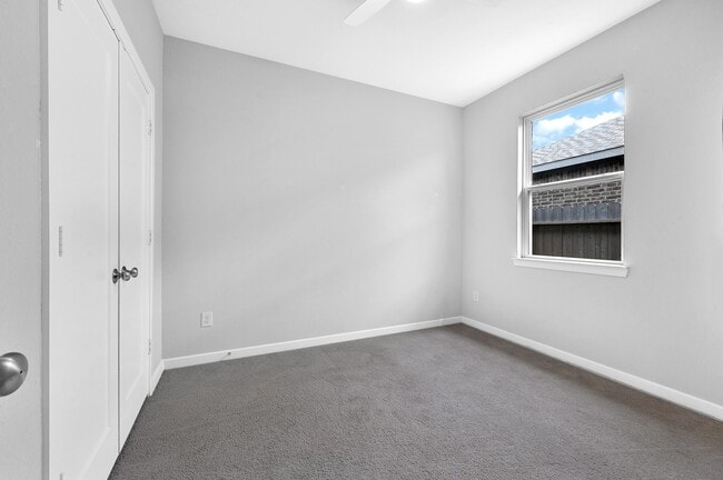 Photo - 9119 Brixham Dr