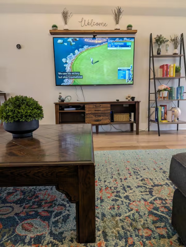 Photo - 10095 Lake Forest Way