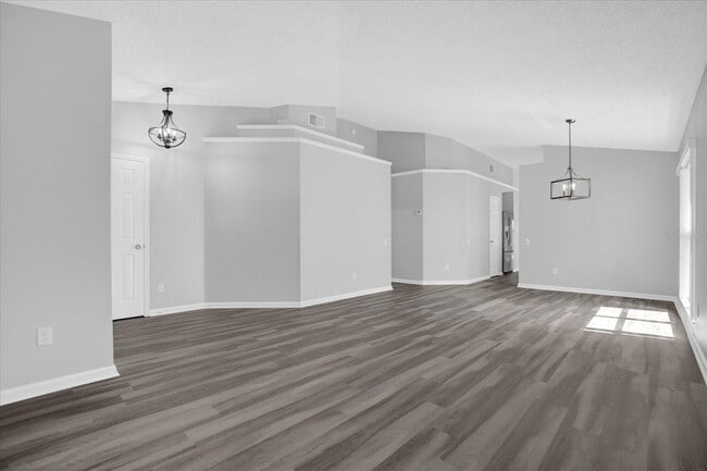 Photo - 3521 Moss Pointe Pl