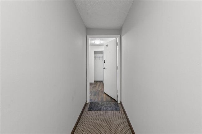 Photo - 5523 Ellsworth Ave