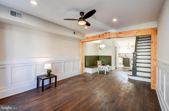 Photo - 3809 E Pratt St