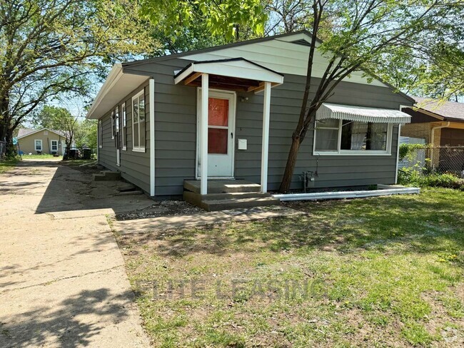Building Photo - 3 Bedroom, 1 Bathroom Available Now Rental
