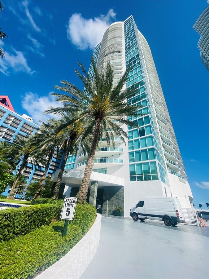 Photo - 2101 Brickell Ave Condo Unit 402