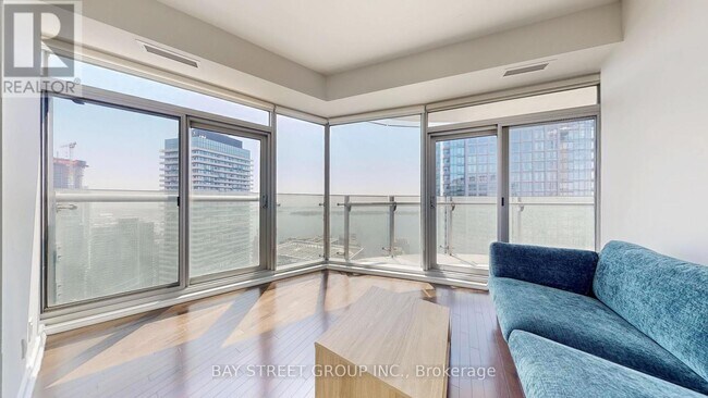 Photo - 14 York St Unit 5903