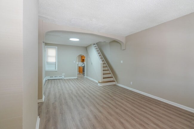 Photo - Move-In Ready 3BR/1BA in Elmwood — Housing Choice Vouchers Welcome